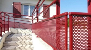 Athys
Garde-corps filant remplissages verre, tôle perforée ou tôle laser